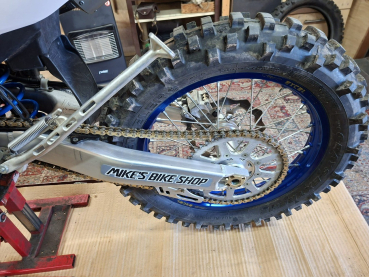 TM Moto Enduro 300 2T Fi mod 2024 im Auftrag zu verkaufen