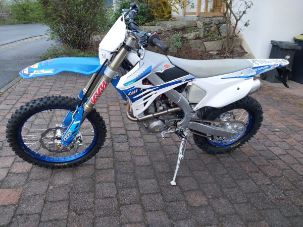 TM Moto END 3004T Fi e.s mod 2024 im Auftrag zu verkaufen